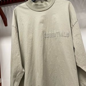 ESSENTIALS BY ADIDAS